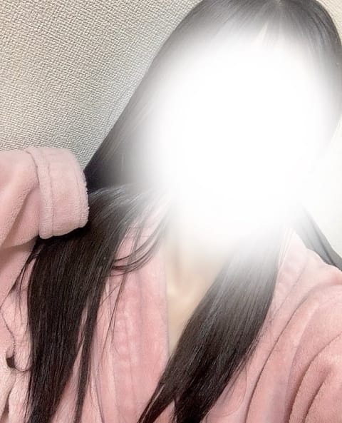 最近暑くなってきて外出るの大変になってきた😩💦
夏は苦手です…
日焼け止めをたくさん買いました😂😂

🍓11:00〜🍓
