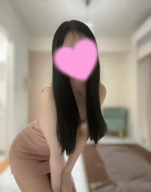 本日21~4時出勤です💗
あいにくの雨ですがお時間あるお兄様方ぜひ遊びに来てください☔️😭

ご予約お待ちしてます❣️
