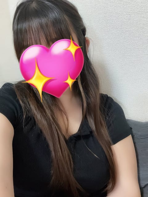 こんばんは😊🌙
お部屋到着です✨️
雨が降ってきてしまったので
来る際は足元に気をつけてお越しください🥲💕
そして土曜日