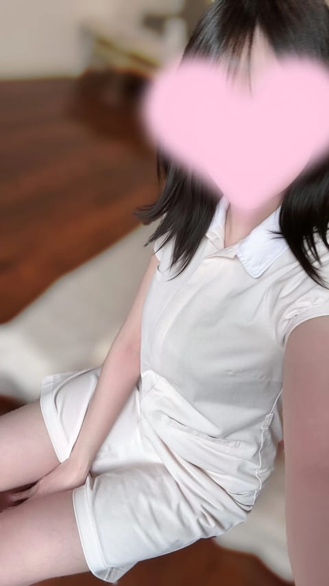 こんばんは🌙
華金楽しんでますか？🌼今日私は夜ゴンチャ買って帰ろ〜って思ってたのに、見事に間に合わなかった🥲

めちゃく