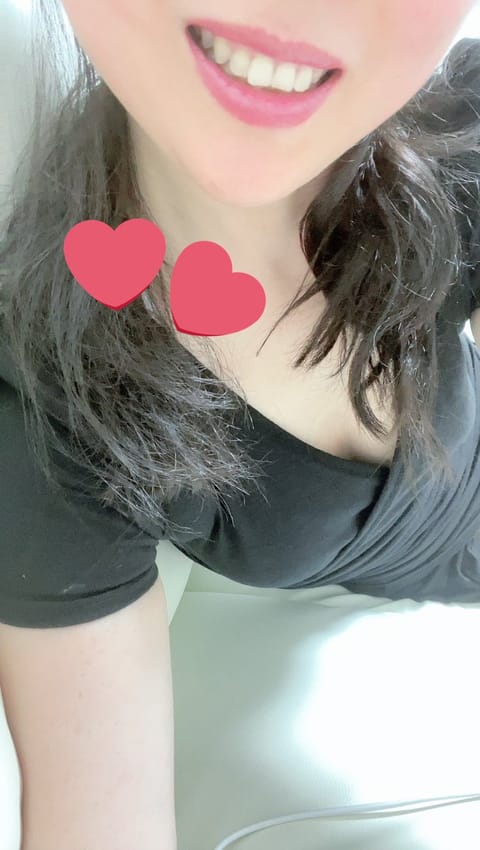 おはようございます☀️😊
昨日はありがとうございました☺
なんと初めて本指名様が来てくれました🥰また来てくれるって言って