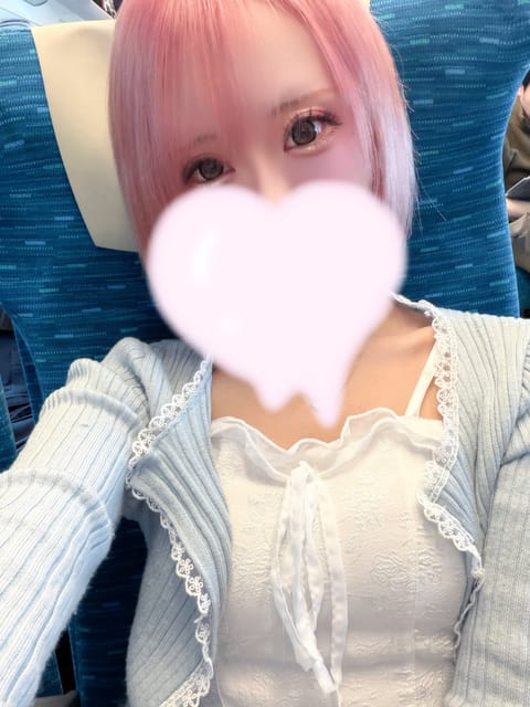 プチ旅行してきた🚄

今日は新横🫶
今月もあっという間だった〜！

お部屋めちゃくちゃ温めて待ってます♡♡
今日は新ルー