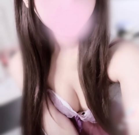 りかに沼っちゃえ♡

お兄さん方たくさんかわいいって言ってくれるの嬉しい🥺🩷

まだきてないお兄さんもりかに癒されてくだ