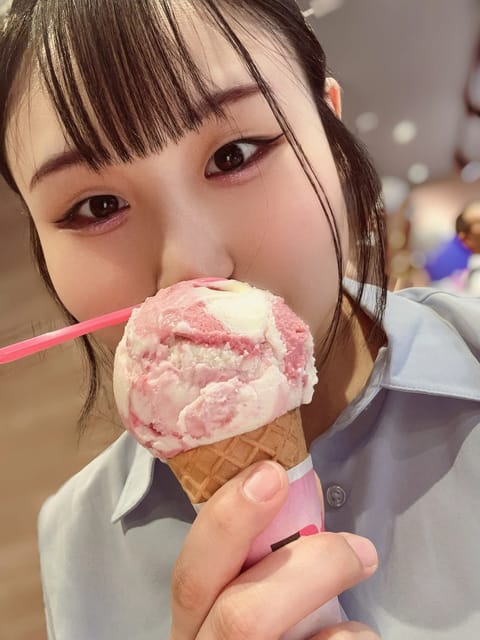 インターン終わりのご褒美✨✨

※鼻にごっつんこする5秒前🍨
