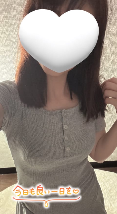 こんにちはっ☀️
今日は、12時から19時まで久しぶりの川越です🤗
お仕事合間の一休みに是非お待ちしてます🫶🏻

京野美