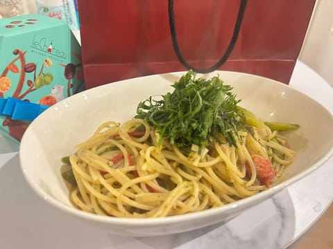頂いた大葉ジェノべソースで
パスタ🍝作りました☺️💗
美味しいですありがとうございます😳✨✨