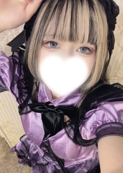 写真見てたら昔の自分の髪色めっちゃ可愛くて同じ長さになったら戻したい