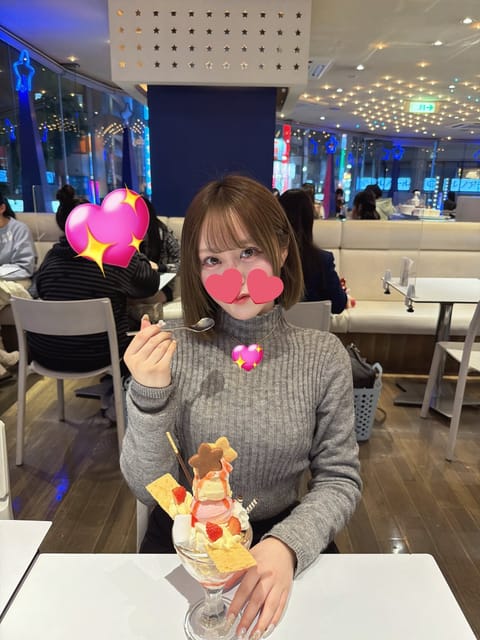 この前ずっと行きたかったパフェ屋さん言ってきたの🍨🤍
12星座モチーフのパフェかわいかったなあ>  <

本