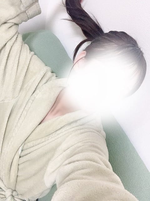 今すぐご案内可能です🉑

金曜日の夜はあおいと過ごしましょ〜❣️
たくさん癒されてほしいな🥺💗

ご予約お待ちしてます💌