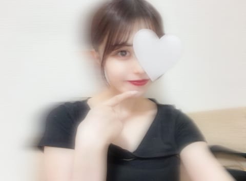 今日は21時半まで居るよ🙆‍♀️🙆‍♀️
始発から本指名お兄様ありがとう❤️❣️
週始まったばっかだけどゴールデンウィー
