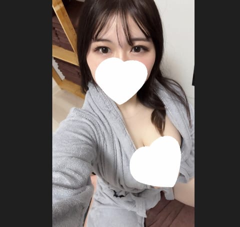 こんばんは！出勤しました！
今週はシフトたくさん出してます！
あそびにきてね(^^)