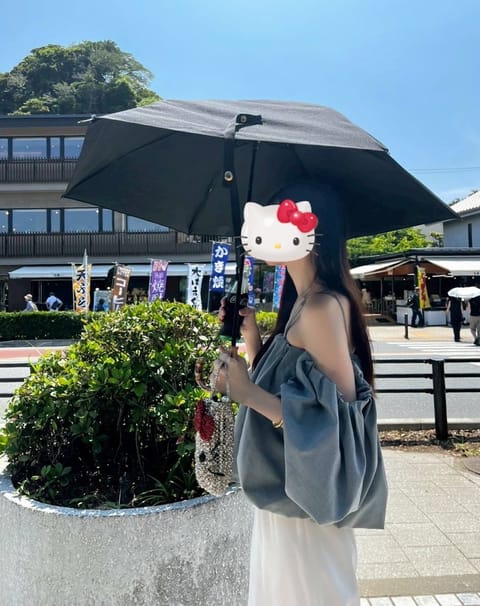 こんばんは⭐️
私は元気です💪🏻どれくらい元気かというとミスドのドーナツを連日3個一気喰いするくらい元気です🍩
既に猛暑