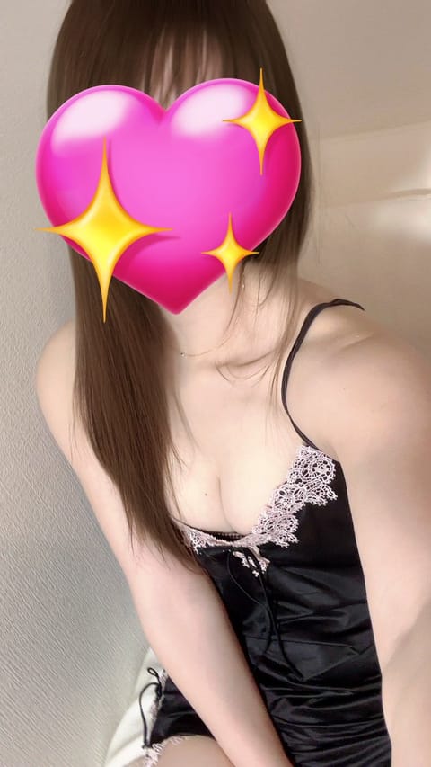 こんばんは🌛
ほっともっとでチキン南蛮弁当たべて幸せです💞
本日は18-6まで蒲田ルームにいます🫶
日中は暖かかったので