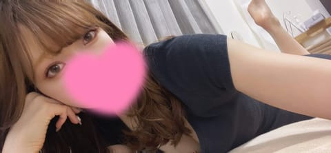 本日13-18時です！久しぶりの五反田🎀
14:45〜ご予約できます🌟
明日から2週間ほどお休み予定なので、会いに来てく