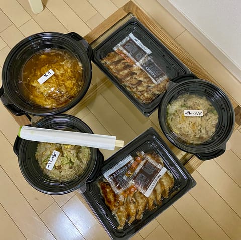 出勤しました！
本日もよろしくお願いします🥺
事前予約ありがとうございます😭
とっても嬉しいです！！
前回差し入れたくさ
