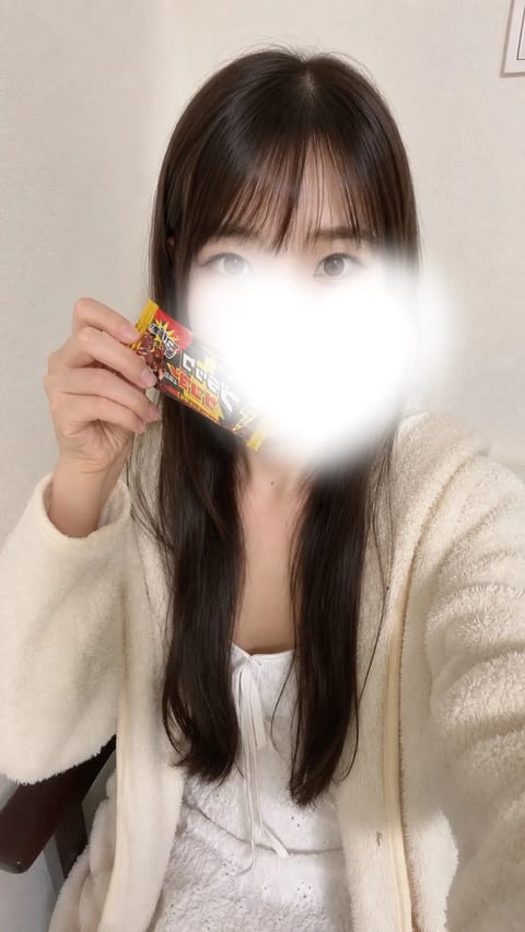本日20時から出勤してます💫

ダブル台風で怯えてましたが思ったより雨風ひどくなくて安心しました🍀

元気に出勤してます