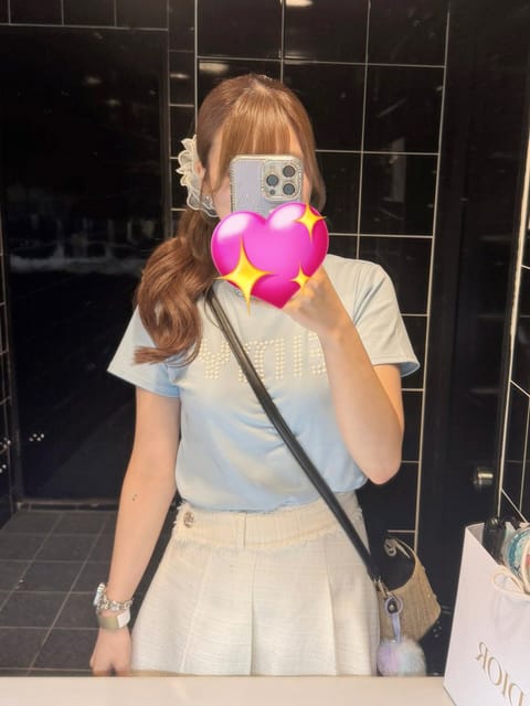 最近水色大好きな人みたいになってる🐬🐳💧💦💎🩵☁️🫧夏ってついつい水色とか選んじゃいませんか？໒Ꮚ𓏼 o̴̶̷̤ ⩊ o