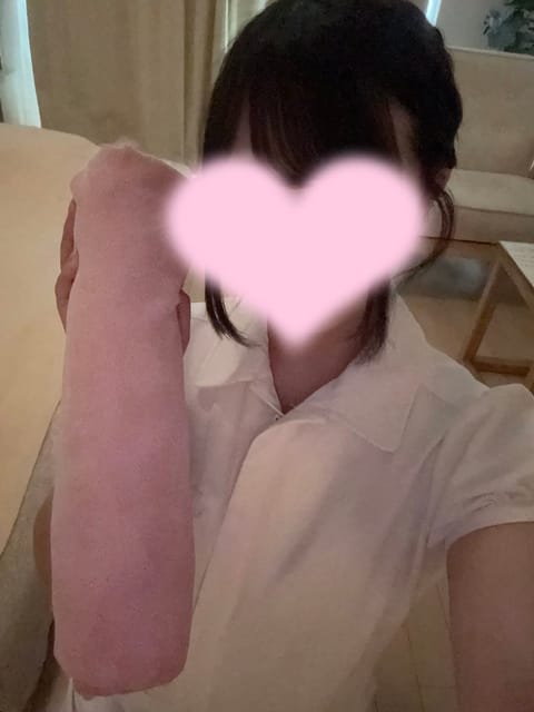 ⋆┈┈┈┈┈┈┈┈┈┈┈┈┈┈┈⋆
こんにちははやてです♡

出勤しました！15:00~18:00です🌼*･

ブログも