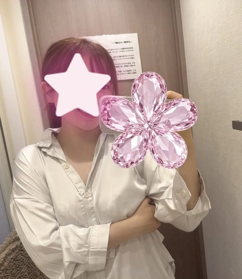 今日は14時〜19時まで出勤してます🥰
待ってます🩷