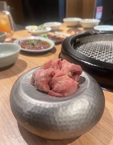 仲良しさんと先日蒲田駅からすぐ近くにある"しろかね"に行ってきました！

ずっと気になっていて行きたかったお店だから
、