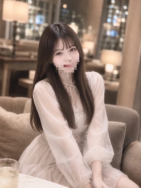 はじめまして、ゆりです🐰🤍
東京からやってきました🗼
名古屋は住むのも初めてでわくわくしてます！

✨️9月上旬初出勤で