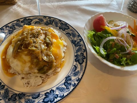 たまにはバックショット🫣

本日2日目です🌸

戸塚に来たら絶対食べる
大好きなお店でランチもしたし🍽
しあわせ🤤💓

