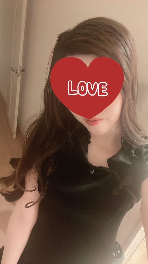 今日ぐらい涼しいといいね〜🍉✨️

本日21時まで出勤してます( ˘ω˘)
1週間のご褒美にオイルトリートメントで
デト