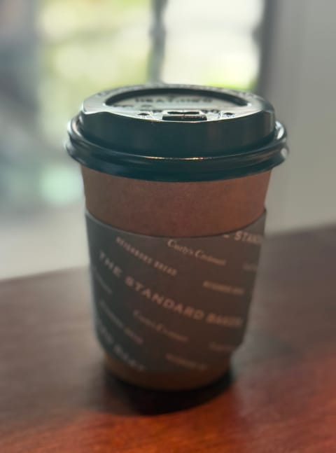 カフェモカを注文したのに…
どうもココアを飲んでいるようです…笑

こういうとき、まいっかとココアも楽しめる自分が大好き