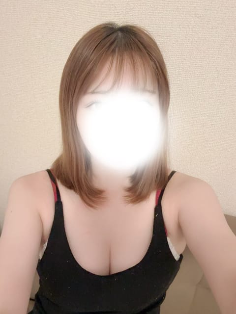 むくです✨

明日は18:00-26:30四条大宮ルームにて出勤します⌯'ㅅ'⌯    

GW前にぜひあいにきてくださ