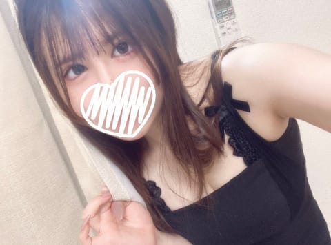ご予約沢山ありがとうございました✨️
お陰様で🈵枠です🐶💓

明日は17時までしかいないけど私のお相手してくれたら嬉しい