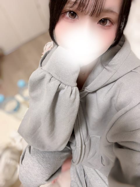 おはようです⸜🙌🏻⸝‍☀️

珍しくお昼からいます！！
レアだよ〜〜(ᐢ ܸ. .ܸ ᐢ)♡

普段お時間合わないお兄さ