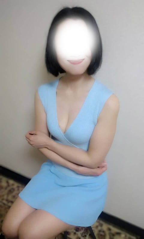 昨日も本指名様が会いに来てくれました🥰

10日くらいしか経ってないのに、また会いに来てくれて嬉しいなぁ🥺🤍

