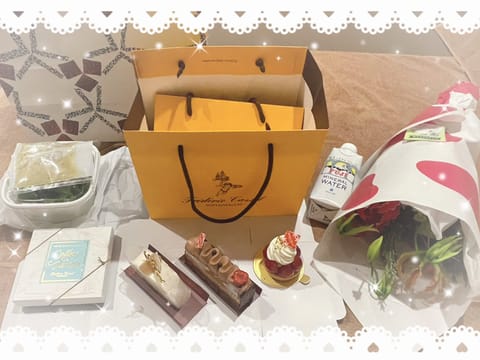 初めてのケーキパーティー🍰
どれもとろける美味しさでしたね
本指さまいつもありがとう(⸝⸝⸝ᵒ̴̶̷ ⌑ ᵒ̴̶̷⸝⸝⸝