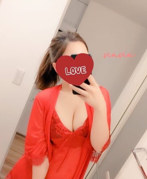 お久しぶりです♡♡

先週は一週間お休みを頂いてました(;_;)
今週からまた頑張ります☺️❤️‍🔥

今日と金曜日に出