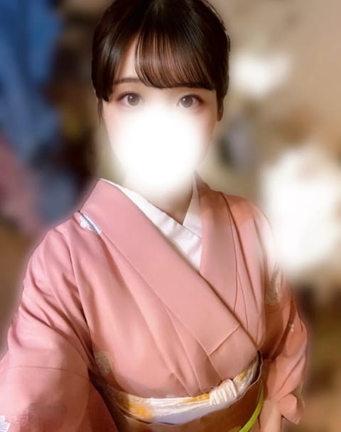 決定シフトのお知らせです🍵
水曜日お疲れ様です。
もう夜ご飯はお済みでしたか？

ほまれは先程おにぎりを一つ食べまして🍙