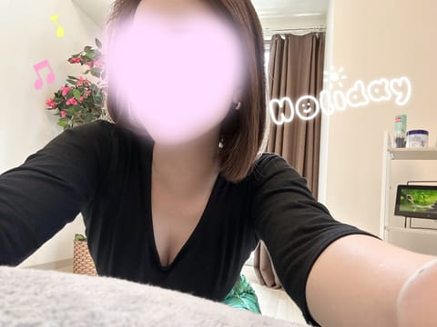 おはようございます🔆｡°

GWスタートぉお🔥
本日もご予約ありがとうございます(⑉• •⑉)❤︎
本日のラスト枠16時