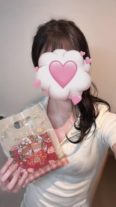 こんにちは☀️ゆきです🤍

昨日来てくれたお兄様ありがとうございました✨️
仲良しさんからクリスマスプレゼントも頂いてす