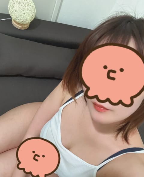 こんばんは！

今週は出勤出られないかな〜と思っていたのですが、急遽予定とルームが空いたとのことで出勤することになりまし