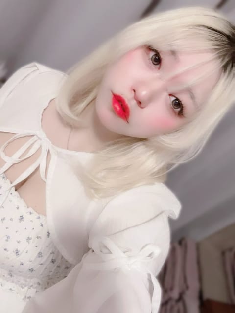 昨日も🈵ありがとうございました🙏☺

引き続き恵比寿に出勤です❣️
✨️11:30-翌7:00✨️

8日 
✨️21:
