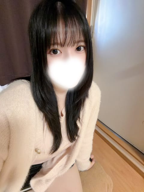 前髪切った✂️今日も頑張るよー🔥