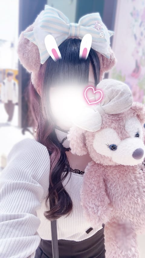 本日18-4でいます❤︎
来てくれると嬉しいな(՞ ᴗ  ᴗ՞)