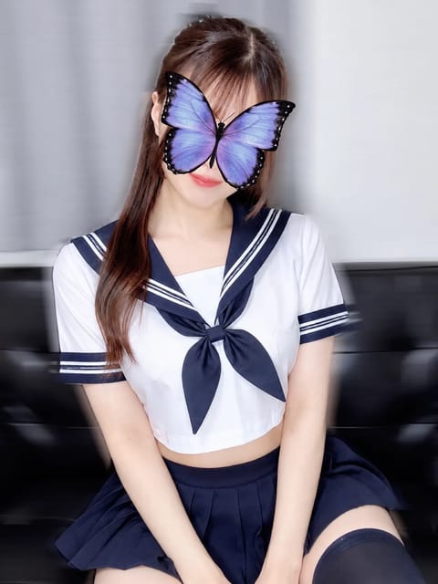 制服まだいけるって言って😇⚡️❤️‍🔥