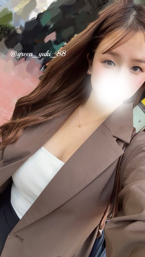 お昼の出勤かなり珍しいから嬉しい💓

五感で楽しむ💆‍♀️楽しみに来てね〜〜！
お部屋涼しくして待ってます✨

素敵な出