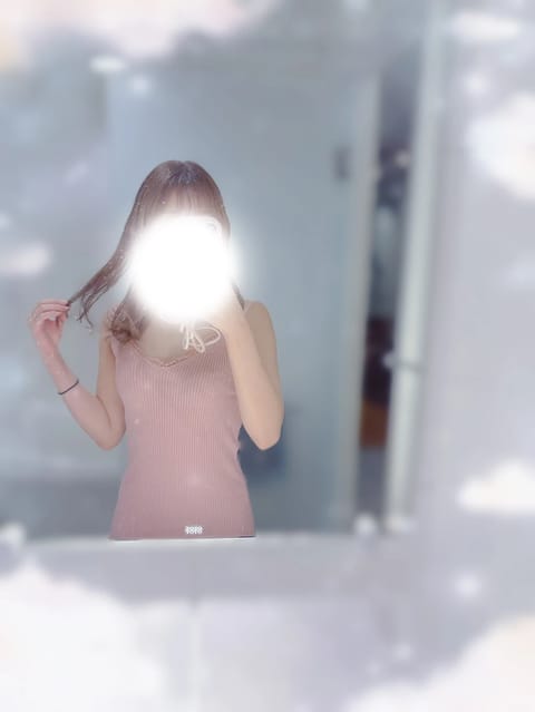 本日20時まで銀座ルームにいます🫧

1週間の疲れをあいりに癒させて下さい💓

昨日もありがとうございました♪
あまり銀
