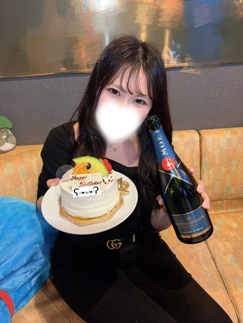 初投稿ですᙏ̤̬

こんばんは、
たまちゃんこと玉森です！！
千葉店は9月だけ！！期間限定です！！
未経験でまだまだ不慣