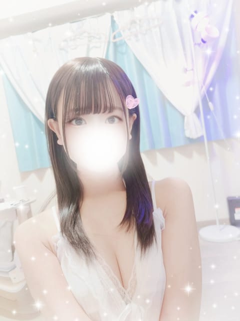 本日は上大岡ルーム出勤中です(｀･ω･´)ゞ
まだ雨降りだけどご予約いただいたお兄様ありがとうございます🙇‍♀💕

最短
