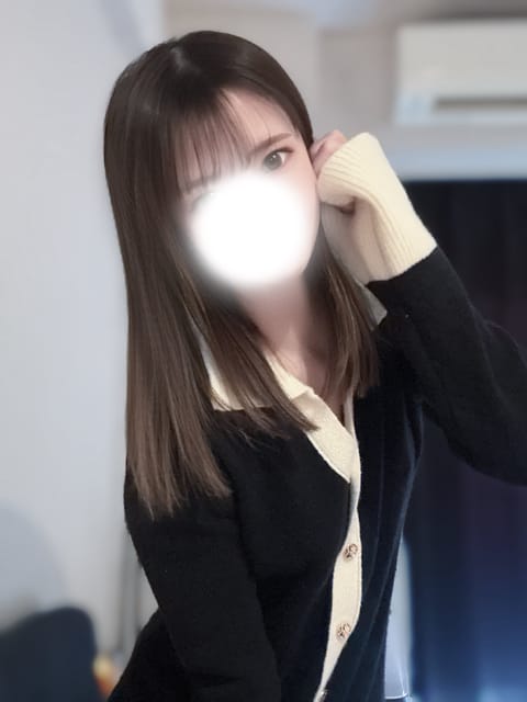 今日20時までですこーしいつもよりお時間短めになります🪄✨

本指名さまご予約ありがとう🐰
15:30ー　🈳です^ ᴗ 