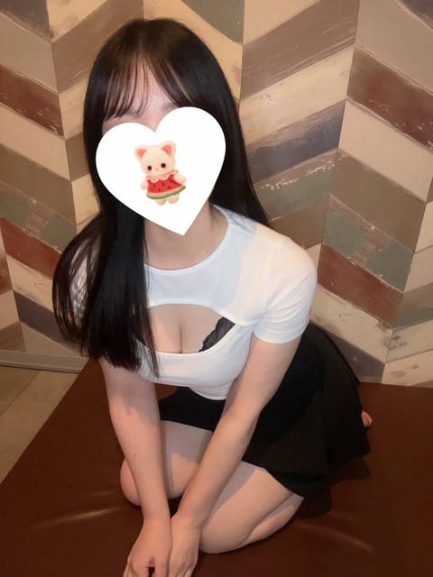 本日20:00〜います🌙🩵
遊びにきてね☺︎

===

昨日は全枠🈵了でした！◎
来てくれたお兄さんたちありがとう☺︎