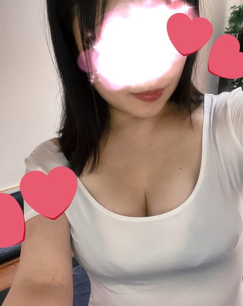 しゅっきんしまぁす❤️

G.Wも後半❣️遊びきて♡

12〜19時🕰️