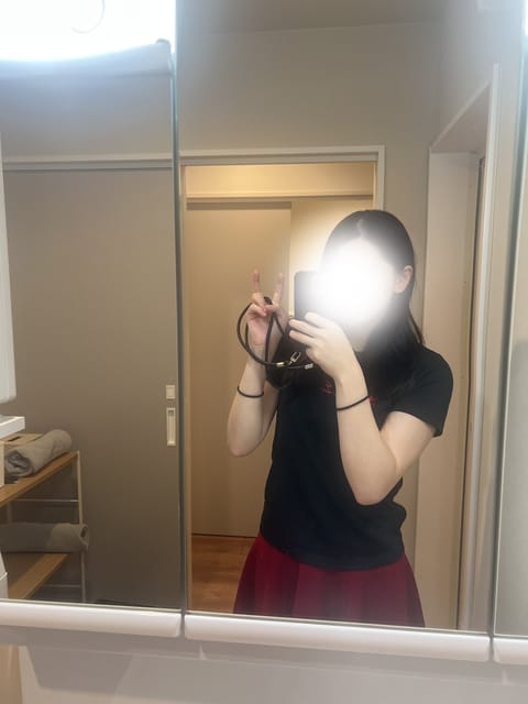 昨日来てくれたお兄様方ありがとうございました🕯𓂃𓈒𓏸︎︎︎︎⁡

初日はめっちゃ早起きしたから予想以上に眠過ぎてすぐ寝て